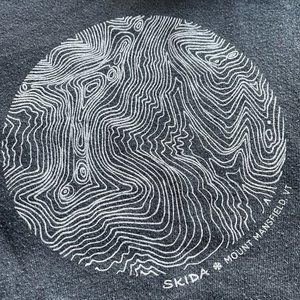 Skida Hoodie Size Small Grey